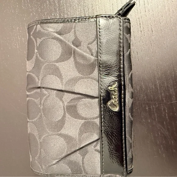 Coach Black and Gray Signature Wallet - Picture 6 of 6